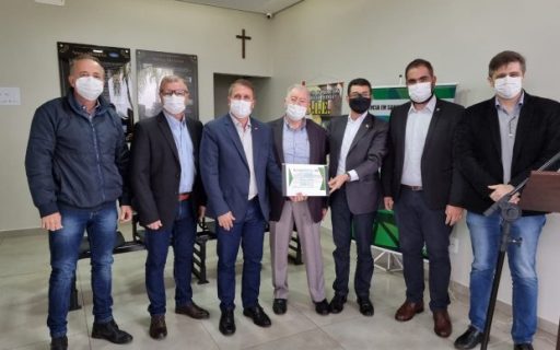 Secretaria da Agricultura entrega Certificados de Propriedades Livres de Brucelose e Tuberculose