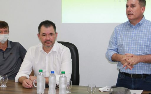 Secretário da Agricultura apresenta ações e programas do Estado para mitigar efeitos da estiagem no Oeste e Extremo Oeste