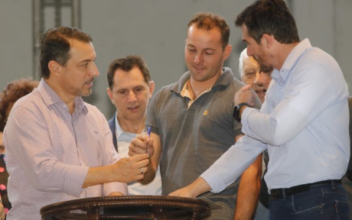 Governador abre Expofeira Nacional da Cebola e autoriza participação de agricultores no programa Terra Boa